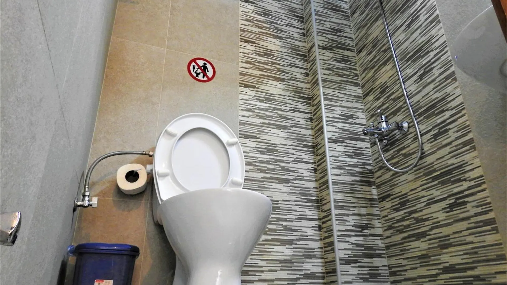 Konstantinos'S Luxury Studio Thessaloniki Apartment